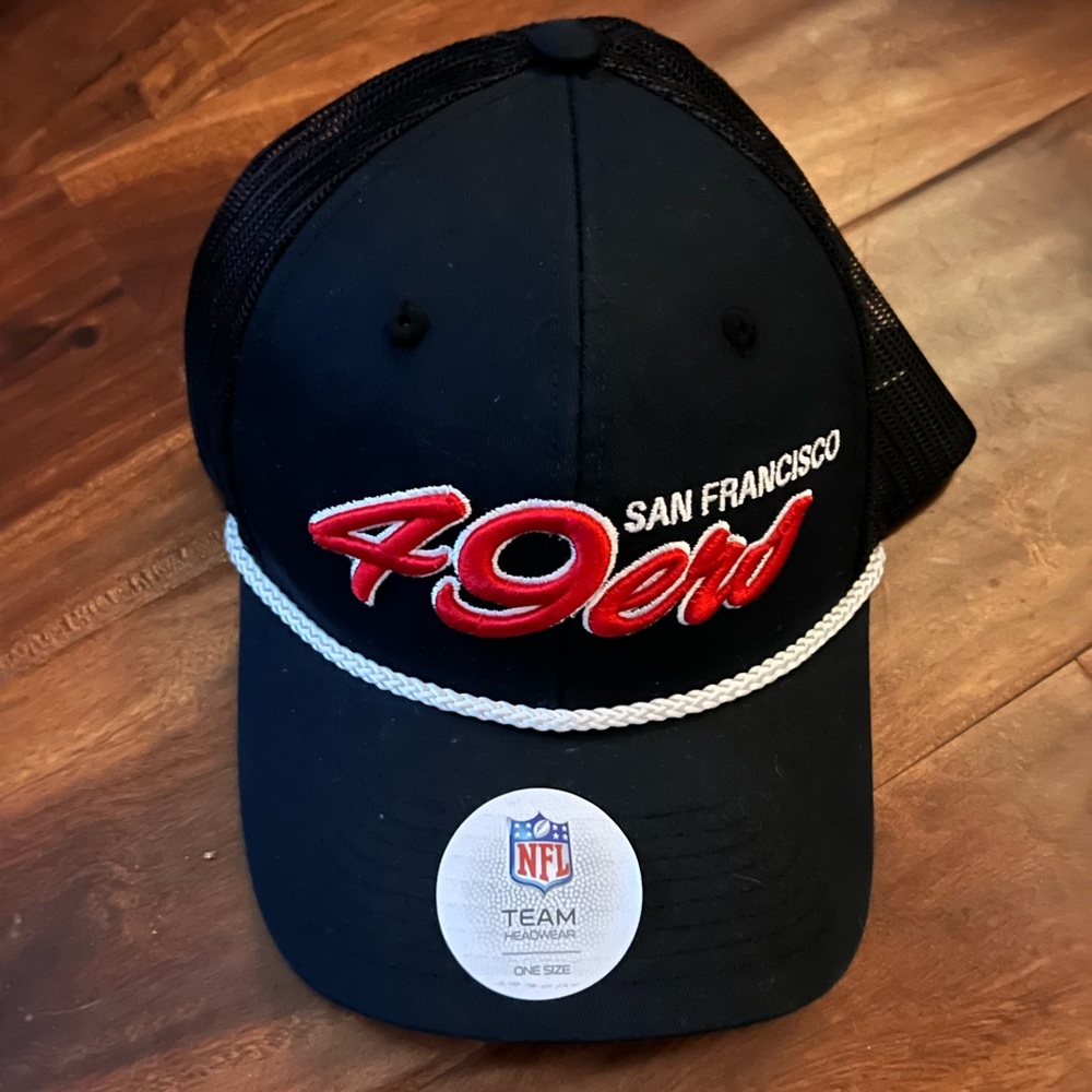 NWT Black 49ers Trucker Hat